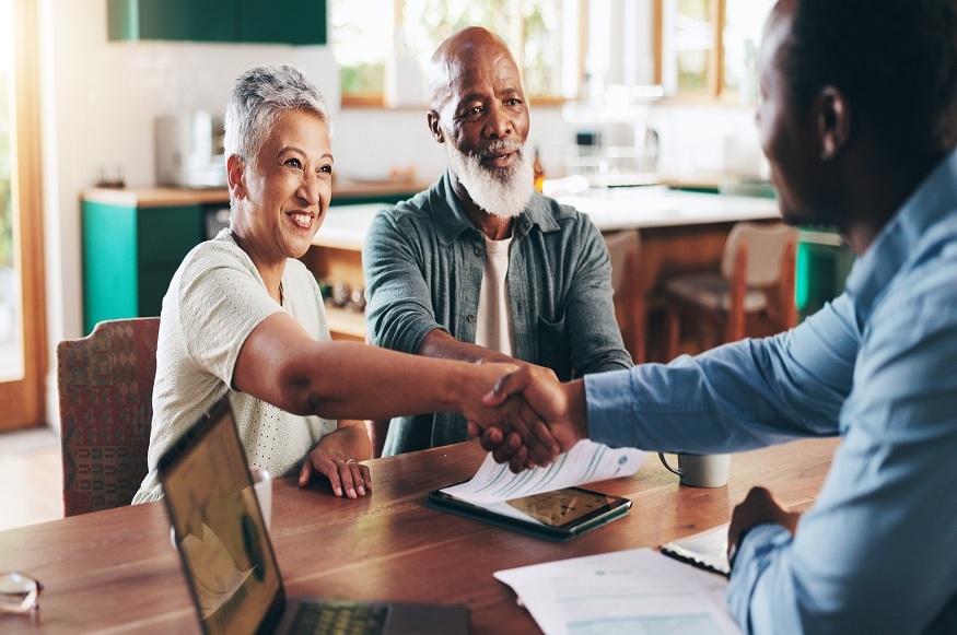 Why More People Are Choosing Credit Unions Over Banks